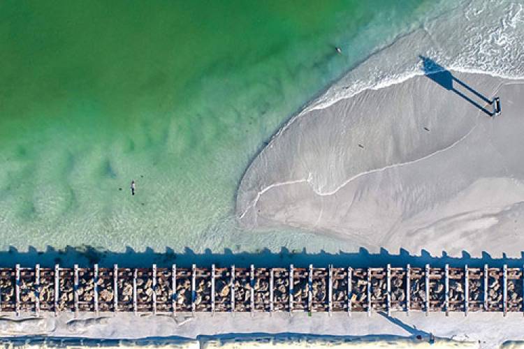 coquina beach on the south end of anna maria island