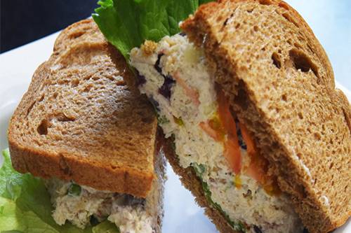 fast sandwiches on anna maria island general store